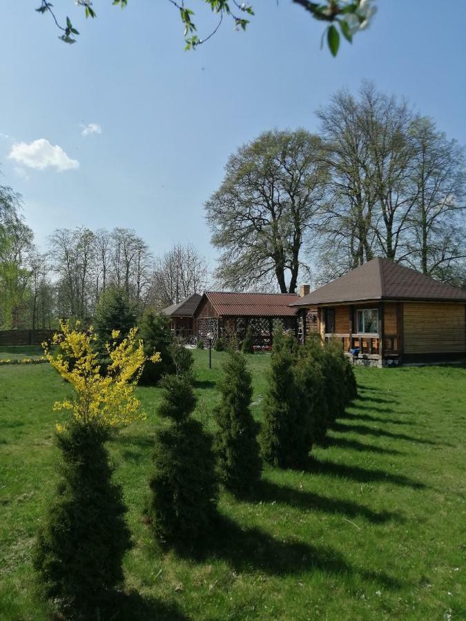 Hotel Usadba Kupalinka Ostrovo Exterior foto